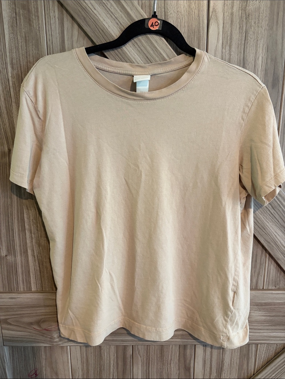 H&M Short Sleeve Crewneck Tee in Light Beige